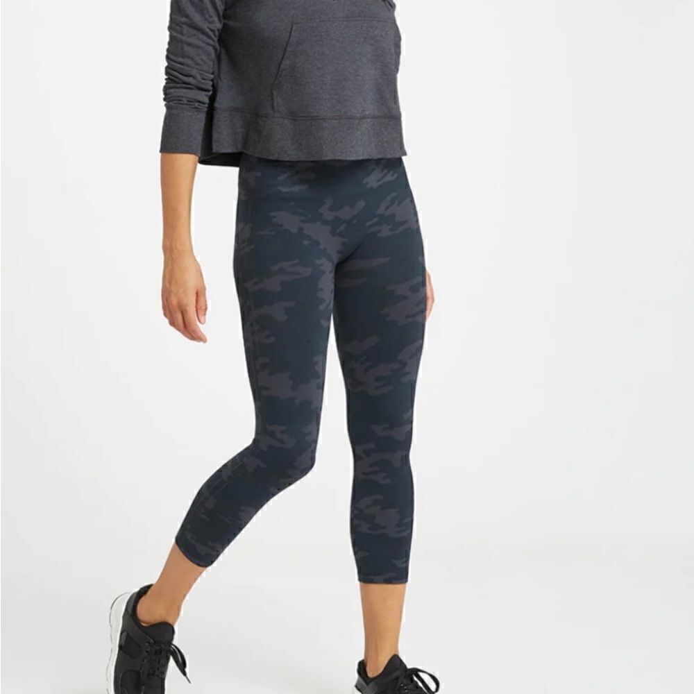 SPANX Seamless Cropped Leggings Gray Blue Green Camo Tummy Control Women Size S